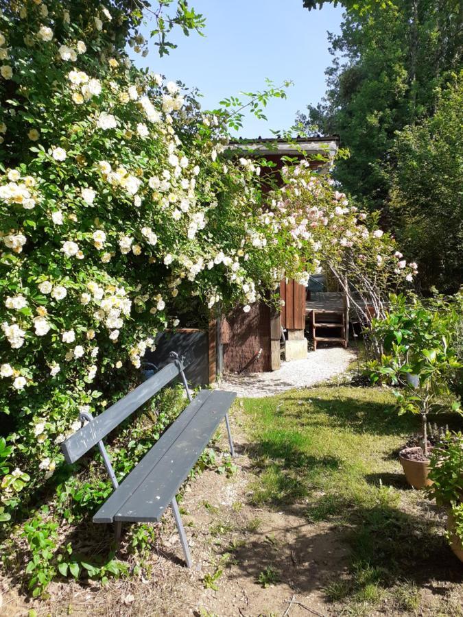 La Cabane De L'Oiseau Couze-et-Saint-Front Buitenkant foto